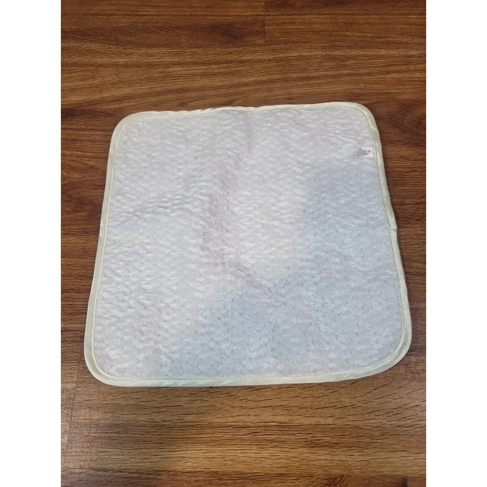 American Girl Doll‎ Retired Samantha Ivory Lap Christmas Blanket